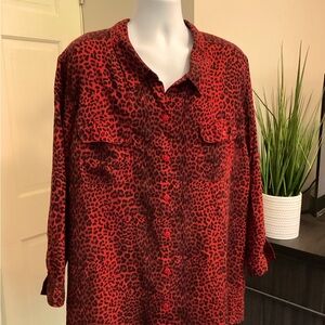 Roaman’s Woman’s leopard print blouse.  Color red/blk, size 4X
